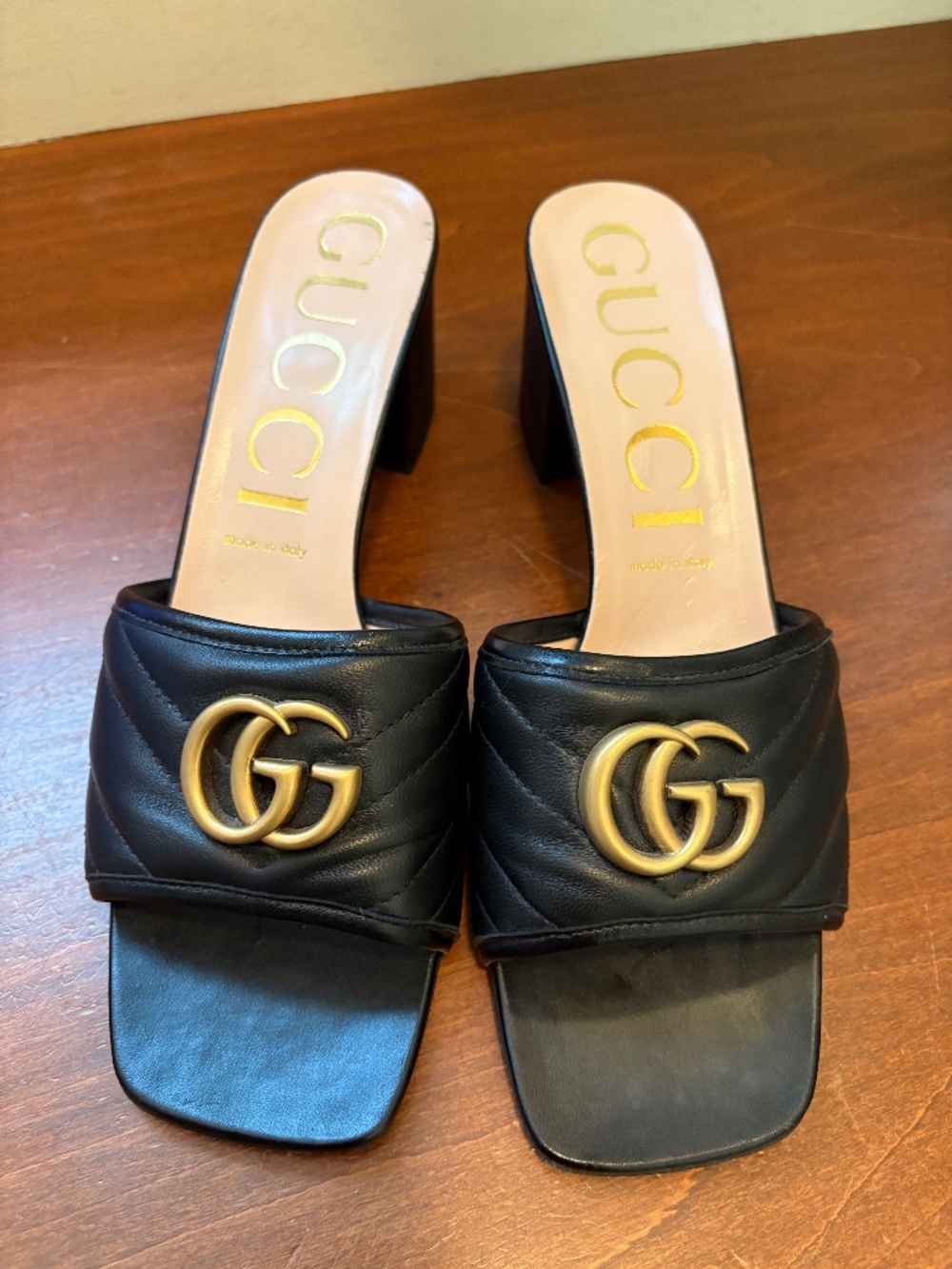 Gucci Quilted Pattern Leather Slides